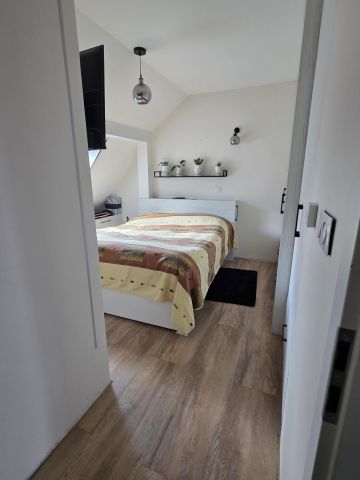 bliźniak, 5 pokoi Kobyłka Mareta, ul. Longinusa. Zdjęcie 9