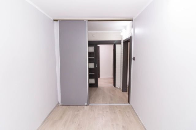 Mieszkanie 3-pokojowe Ostrowiec Świętokrzyski, os. Pułanki. Zdjęcie 6