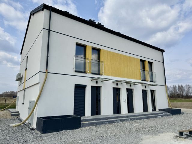 Mieszkanie 4-pokojowe Zaczernie. Zdjęcie 3