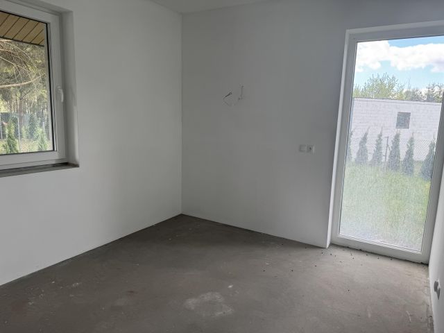 dom wolnostojący, 3 pokoje Gawrony. Zdjęcie 8