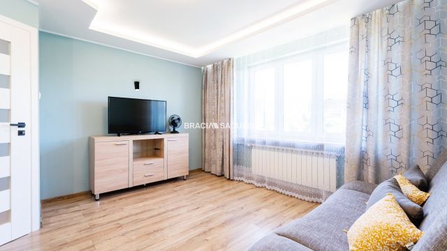 Mieszkanie 2-pokojowe Kraków Czyżyny, ul. Centralna. Zdjęcie 3