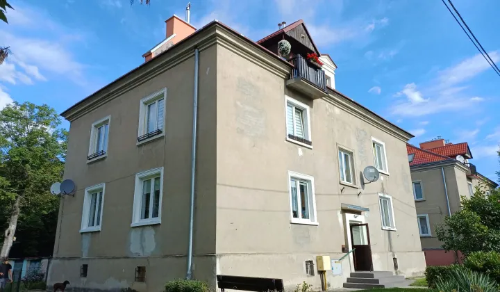 Mieszkanie 2-pokojowe Jelenia Góra Cieplice Śląskie-Zdrój, ul. Bohaterów Września 1939 r.