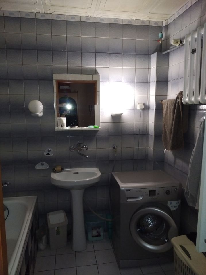 Mieszkanie 3-pokojowe Kamieniec Ząbkowicki, ul. XXX-lecia PRL. Zdjęcie 5