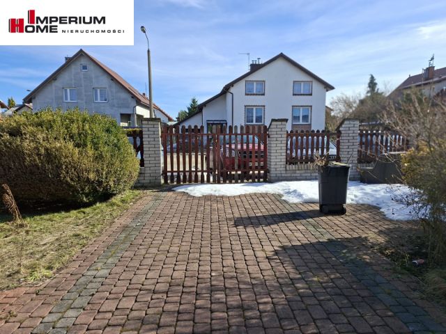 dom wolnostojący, 10 pokoi Chwaszczyno, ul. Henryka Sienkiewicza. Zdjęcie 9