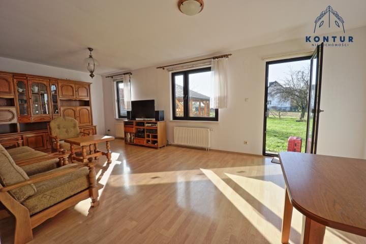 dom wolnostojący, 3 pokoje Pogwizdów, ul. Szkolna