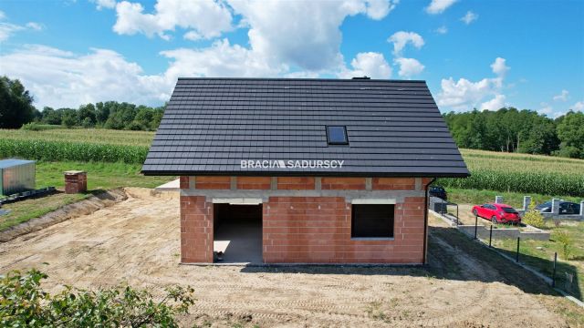 dom wolnostojący, 5 pokoi Brzezinka, ul. Dolna. Zdjęcie 4