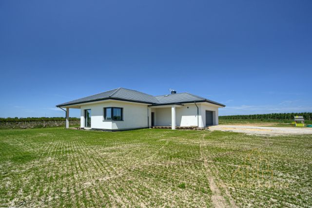 dom wolnostojący, 5 pokoi Rawa Mazowiecka. Zdjęcie 1