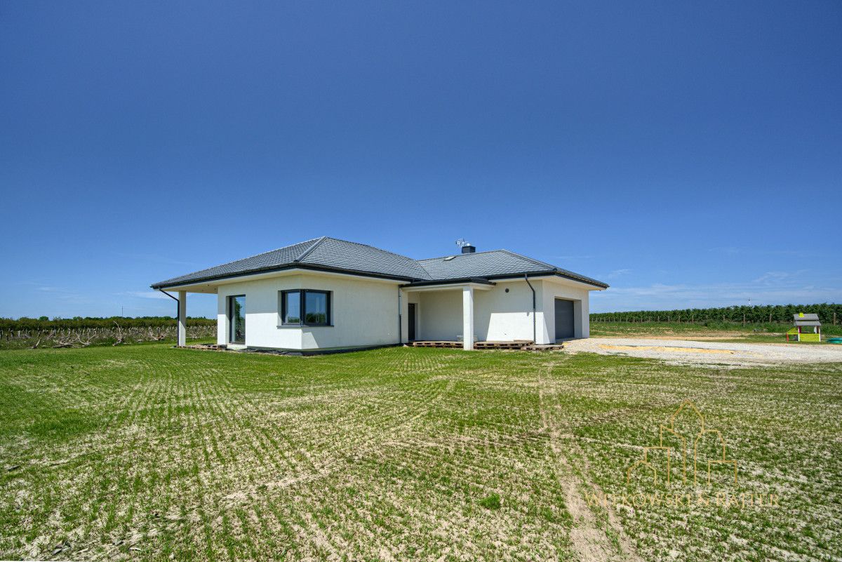 dom wolnostojący, 5 pokoi Rawa Mazowiecka