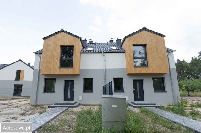 bliźniak, 4 pokoje Płoty. Zdjęcie 1