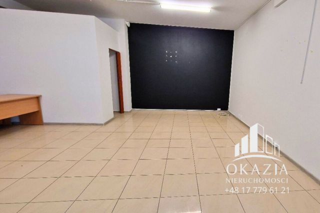 Lokal Rzeszów Zwięczyca, ul. Beskidzka. Zdjęcie 1