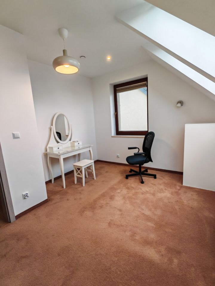 bliźniak, 5 pokoi Mogilany, os. Parkowe Wzgórze. Zdjęcie 10