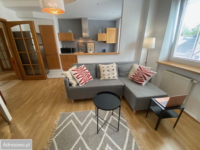 Mieszkanie 3-pokojowe Warszawa Grochów, ul. Michała Paca. Zdjęcie 1