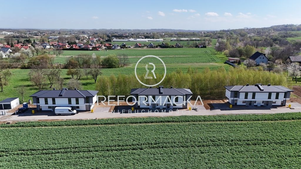 bliźniak, 4 pokoje Malawa. Zdjęcie 6