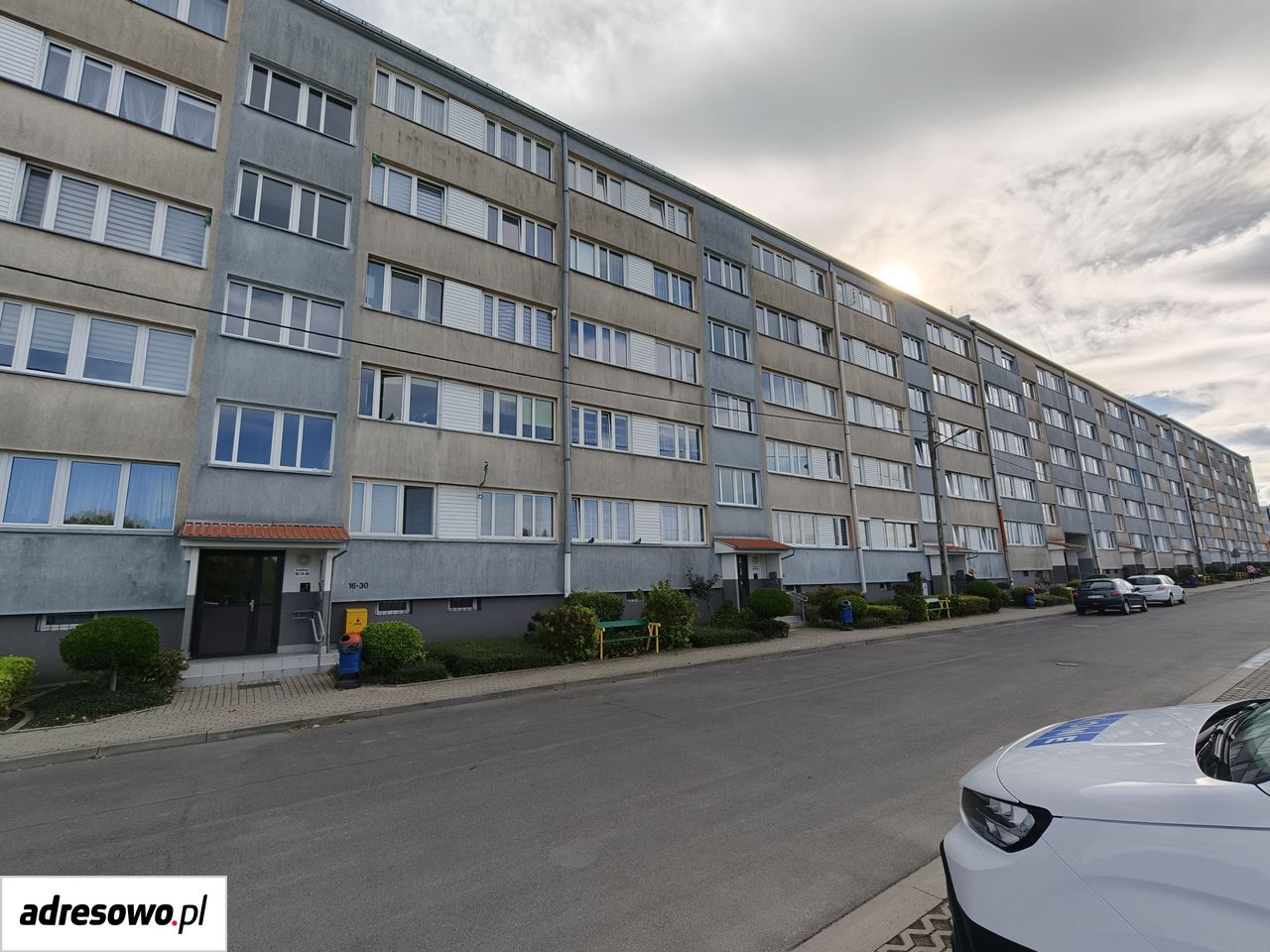 Mieszkanie 2-pokojowe Bielawa, ul. Stefana Żeromskiego. Zdjęcie 1