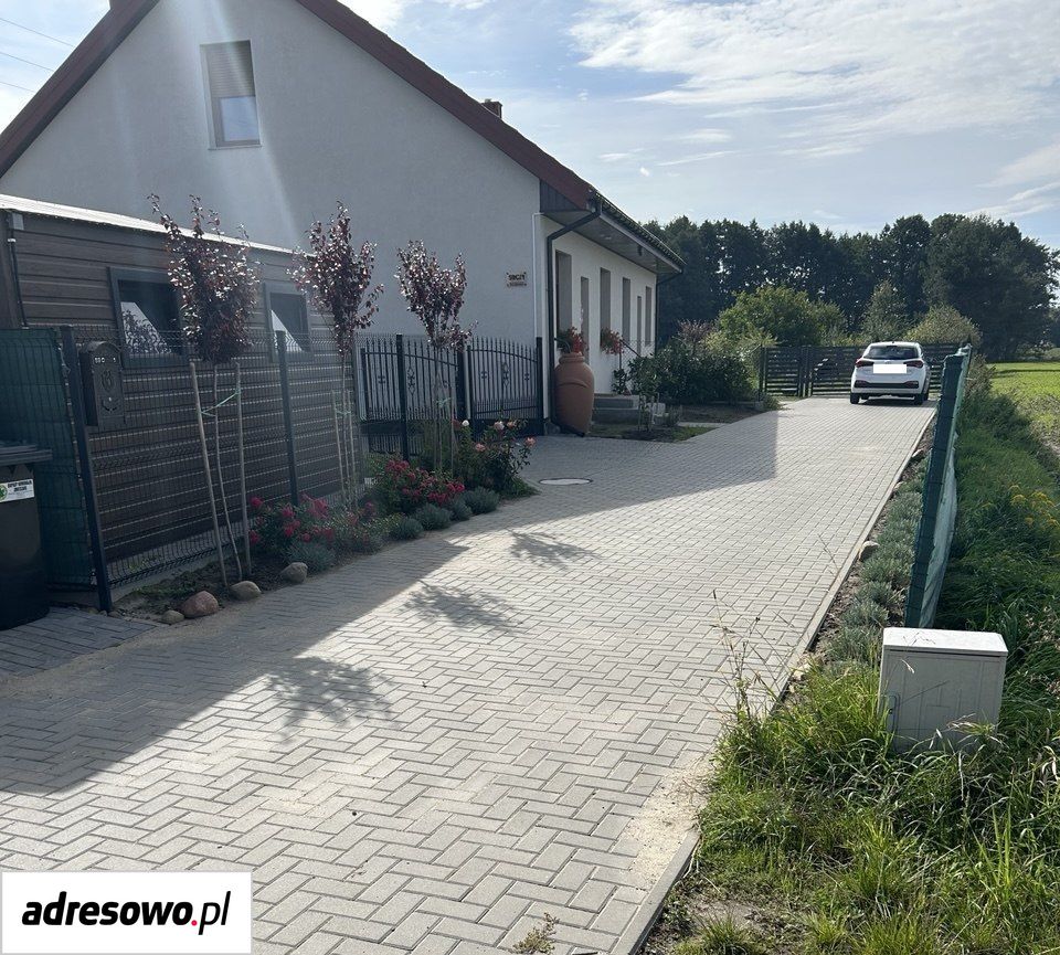 bliźniak, 3 pokoje Poniatowice. Zdjęcie 3