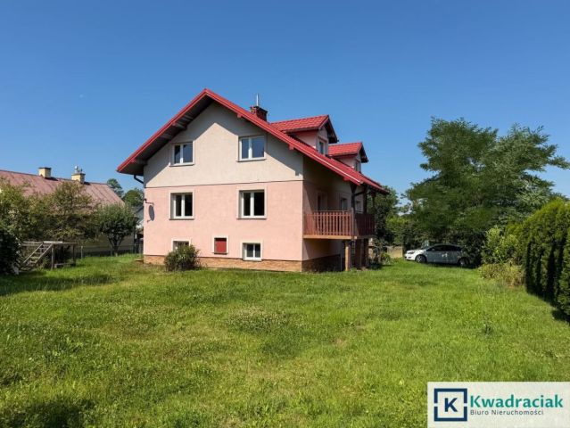 dom wolnostojący, 4 pokoje Lubatowa. Zdjęcie 16