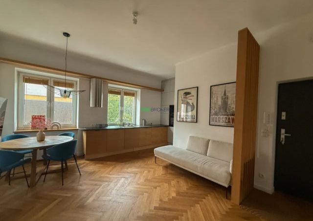 Mieszkanie 3-pokojowe Warszawa Śródmieście, ul. Piękna. Zdjęcie 1