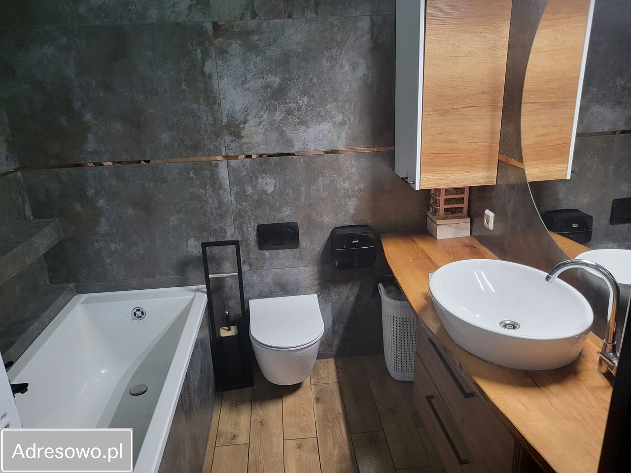 dom wolnostojący, 3 pokoje Czernin. Zdjęcie 13