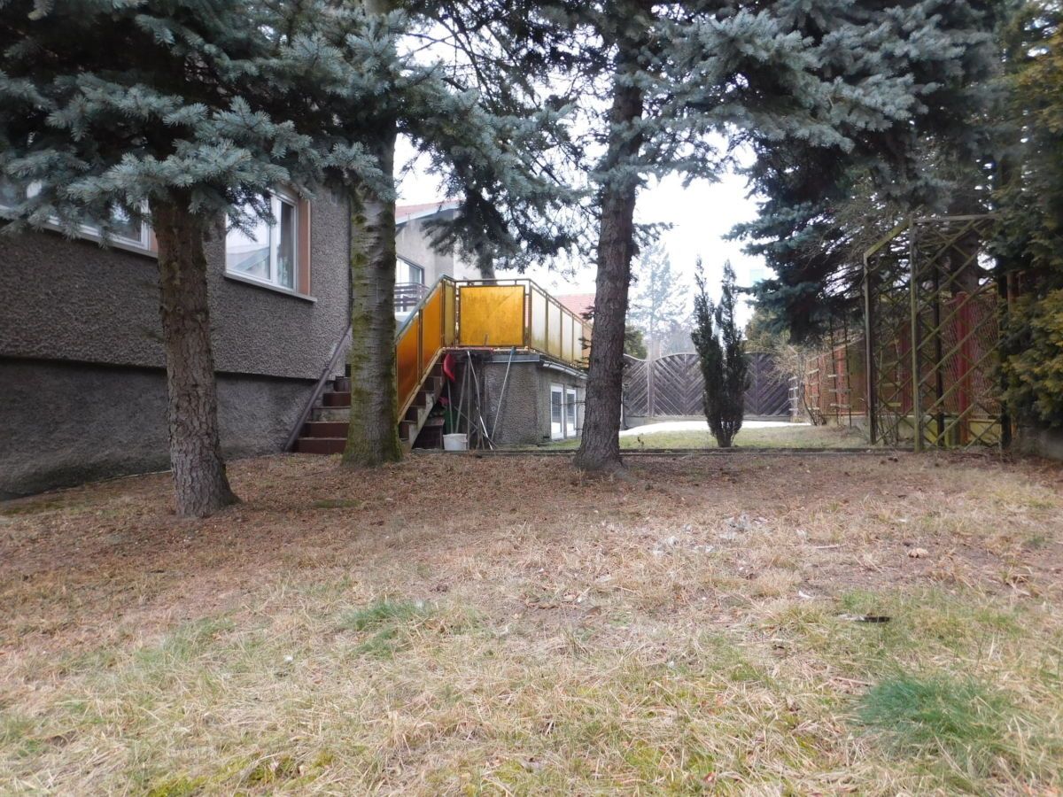 dom wolnostojący, 5 pokoi Jelenia Góra Zabobrze, ul. Wiosenna. Zdjęcie 1