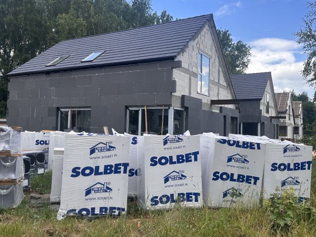 dom wolnostojący, 5 pokoi Trzebiatów, ul. Kwiatowa. Zdjęcie 1