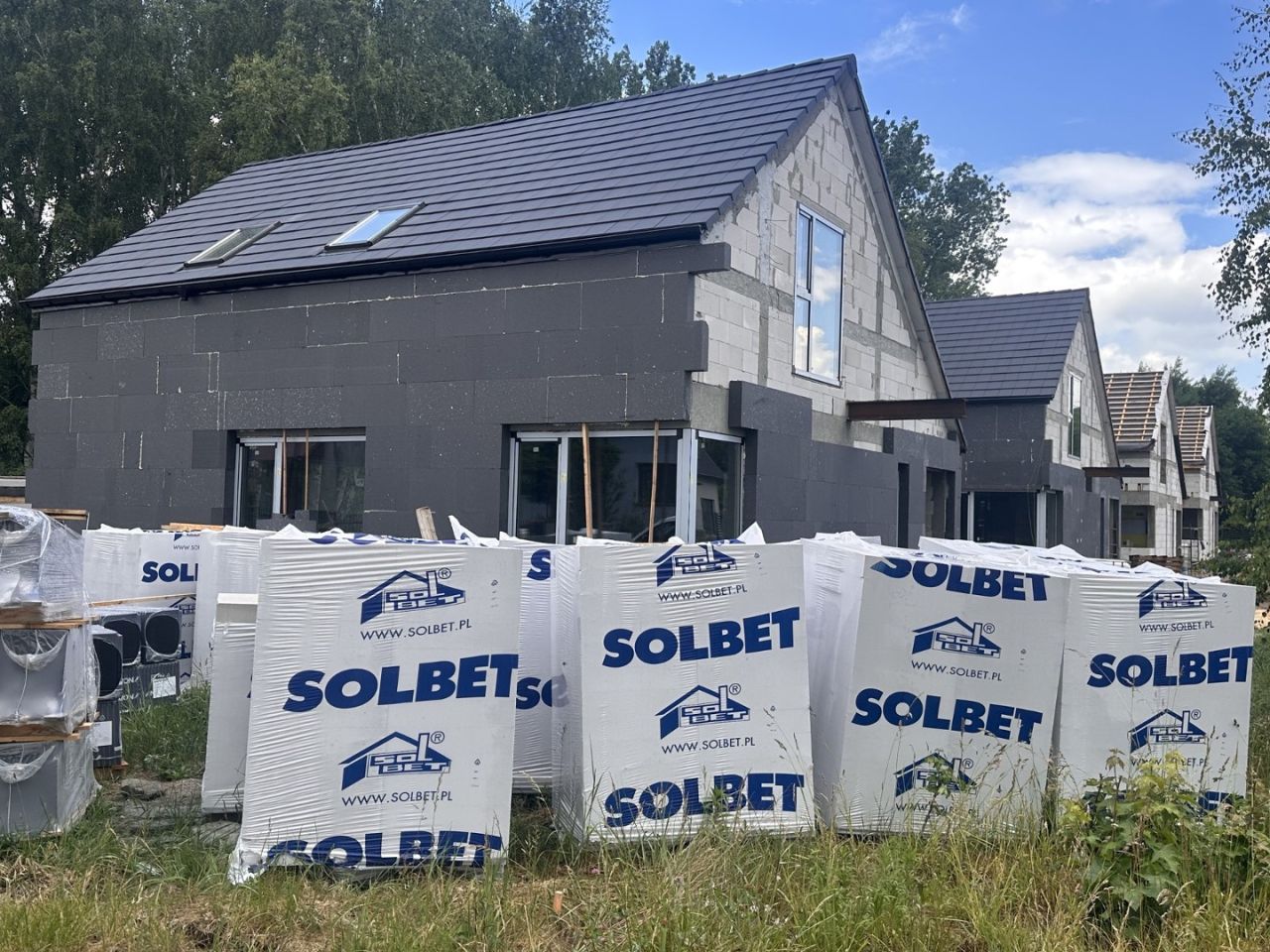 dom wolnostojący, 5 pokoi Trzebiatów, ul. Kwiatowa. Zdjęcie 1