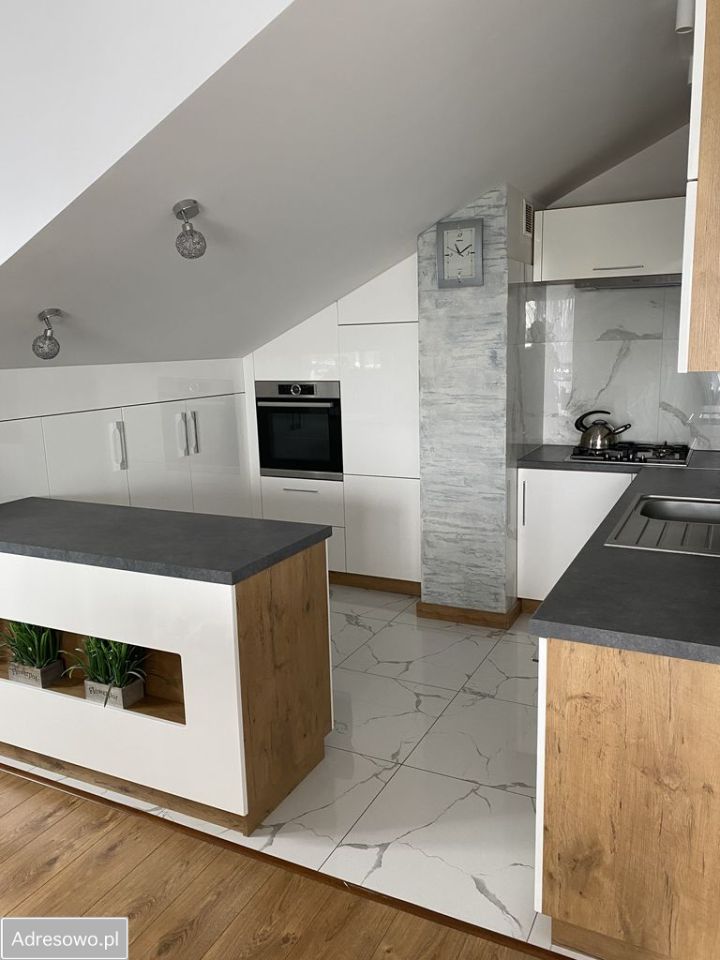 Mieszkanie 4-pokojowe Mława. Zdjęcie 4