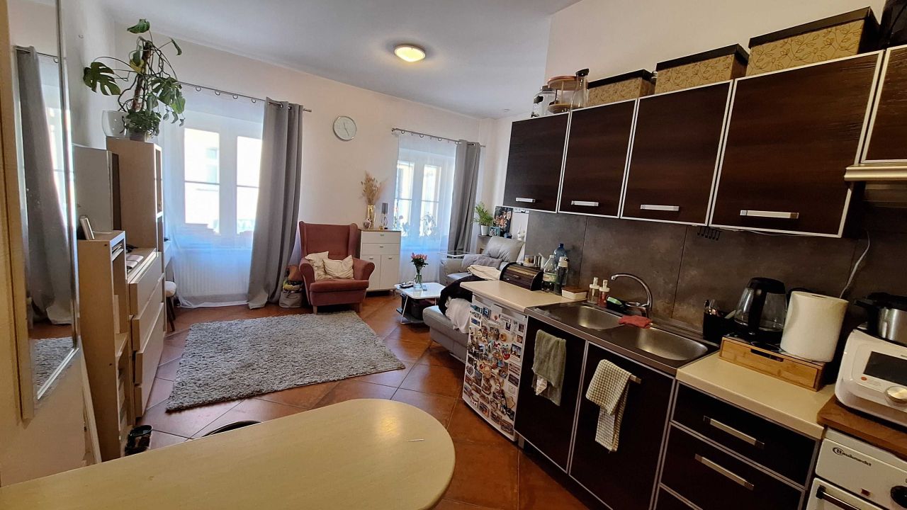 Mieszkanie 1-pokojowe Jelenia Góra Centrum, ul. Józefa Piłsudskiego. Zdjęcie 2