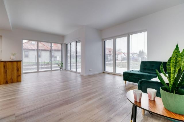 bliźniak, 4 pokoje Orzeszyn. Zdjęcie 6