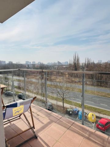 Mieszkanie 3-pokojowe Poznań Rataje, ul. Milczańska. Zdjęcie 1