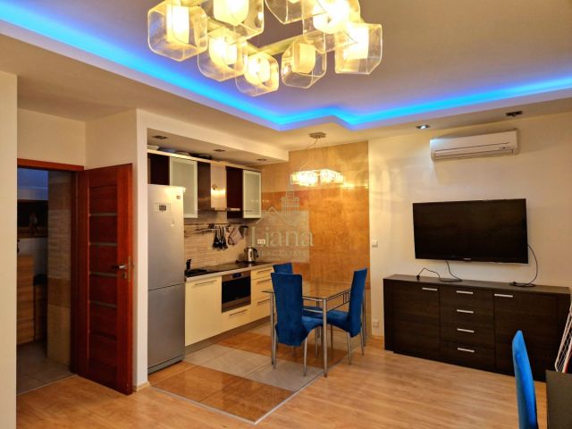 Mieszkanie 1-pokojowe Warszawa Wola, ul. Człuchowska. Zdjęcie 1