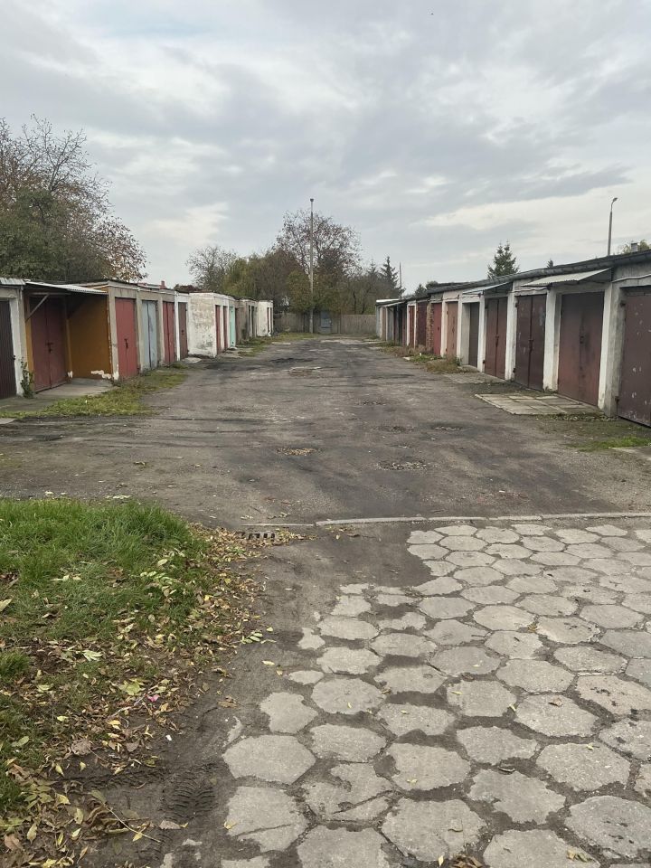 Garaż/miejsce parkingowe Malbork Piaski, ul. gen. Władysława Andersa. Zdjęcie 3