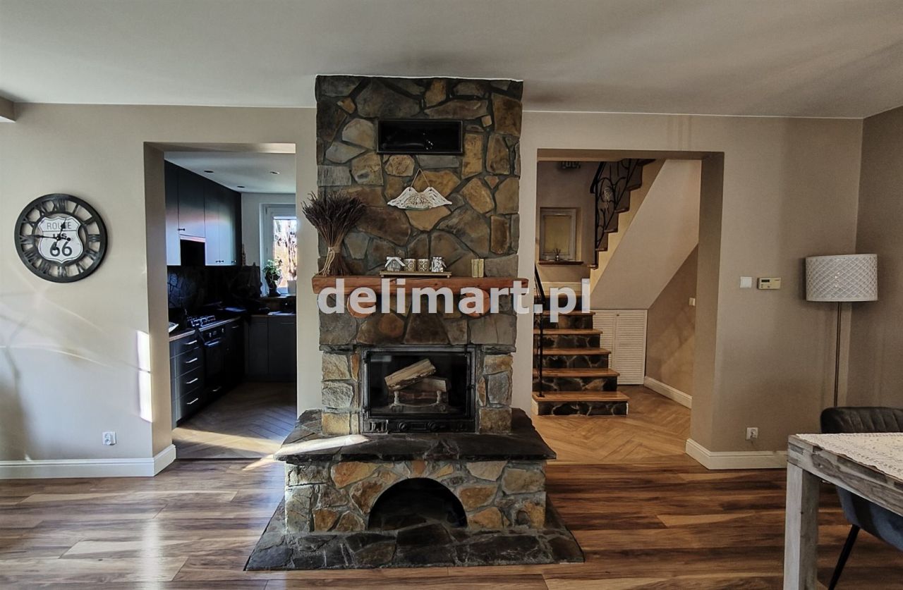 dom wolnostojący, 4 pokoje Zagórz. Zdjęcie 18