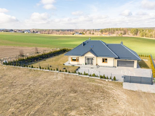 dom wolnostojący, 4 pokoje Strzepcz. Zdjęcie 23