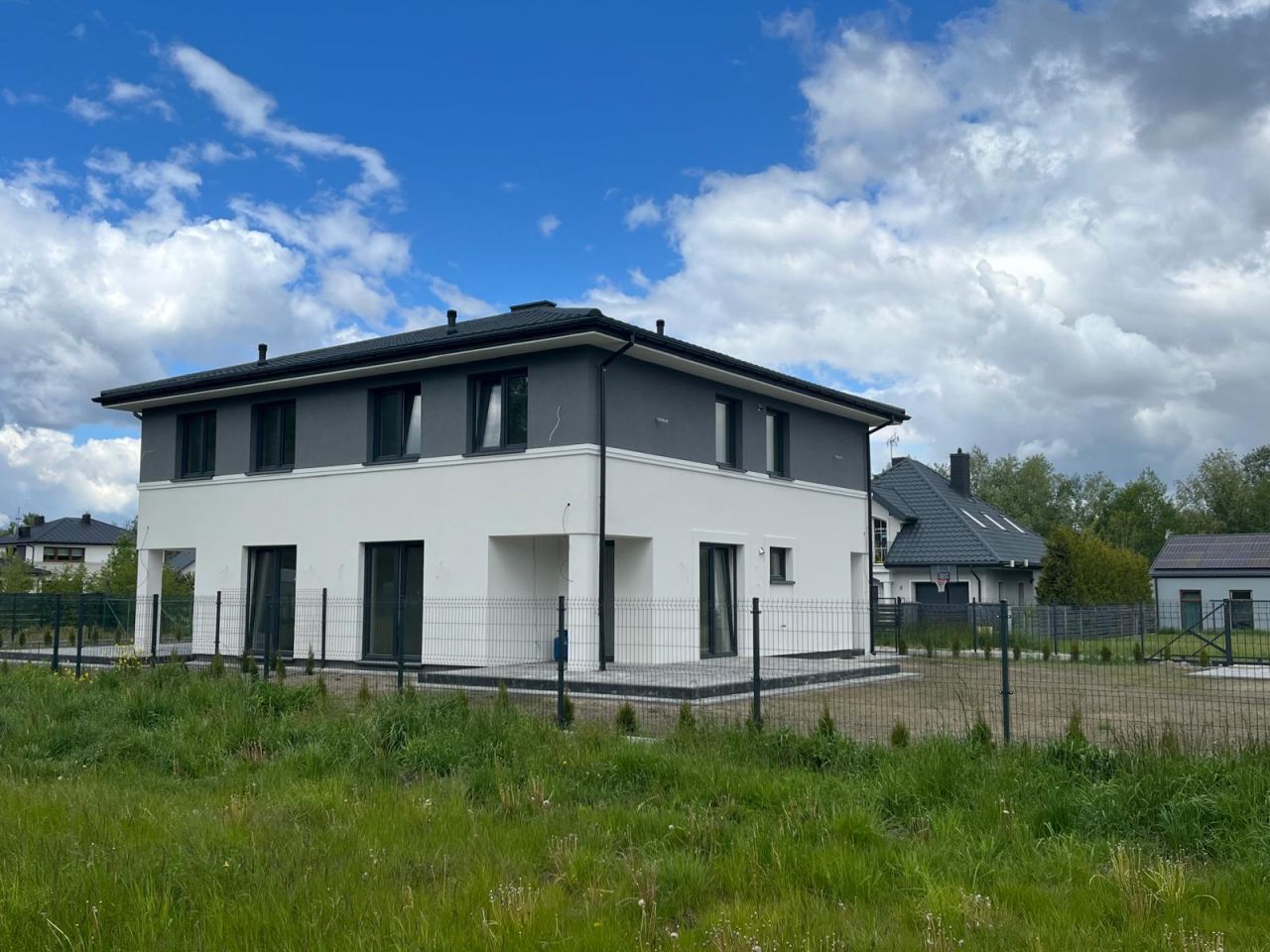 bliźniak, 4 pokoje Sade Budy