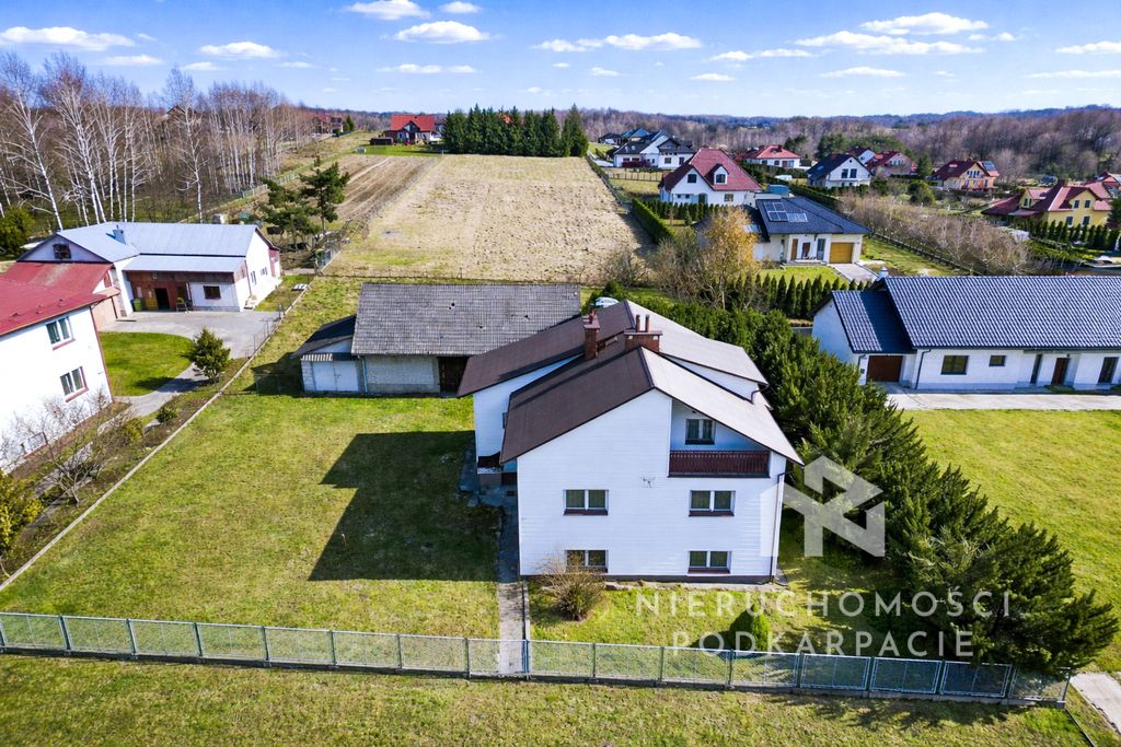 dom wolnostojący, 6 pokoi Borek Stary. Zdjęcie 6