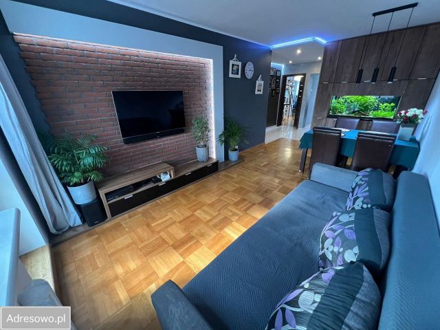 Mieszkanie 3-pokojowe Oborniki Śląskie Centrum, ul. Marii Skłodowskiej-Curie. Zdjęcie 1