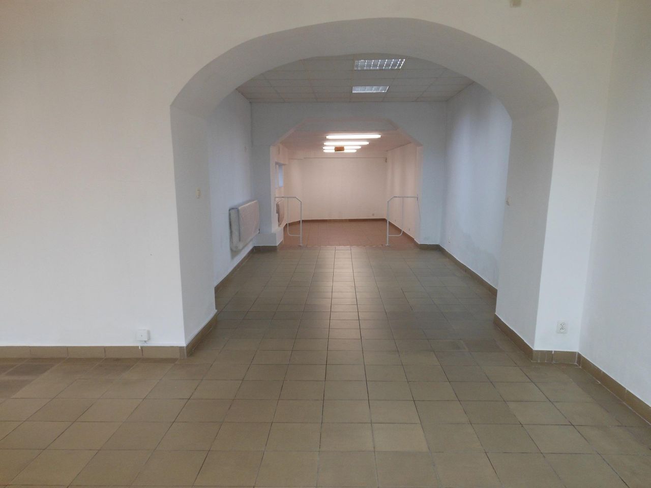 Lokal Sierpc, pl. kard. Wyszyńskiego. Zdjęcie 7