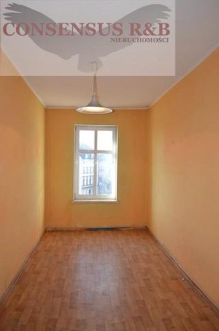 Mieszkanie 3-pokojowe Prudnik. Zdjęcie 4