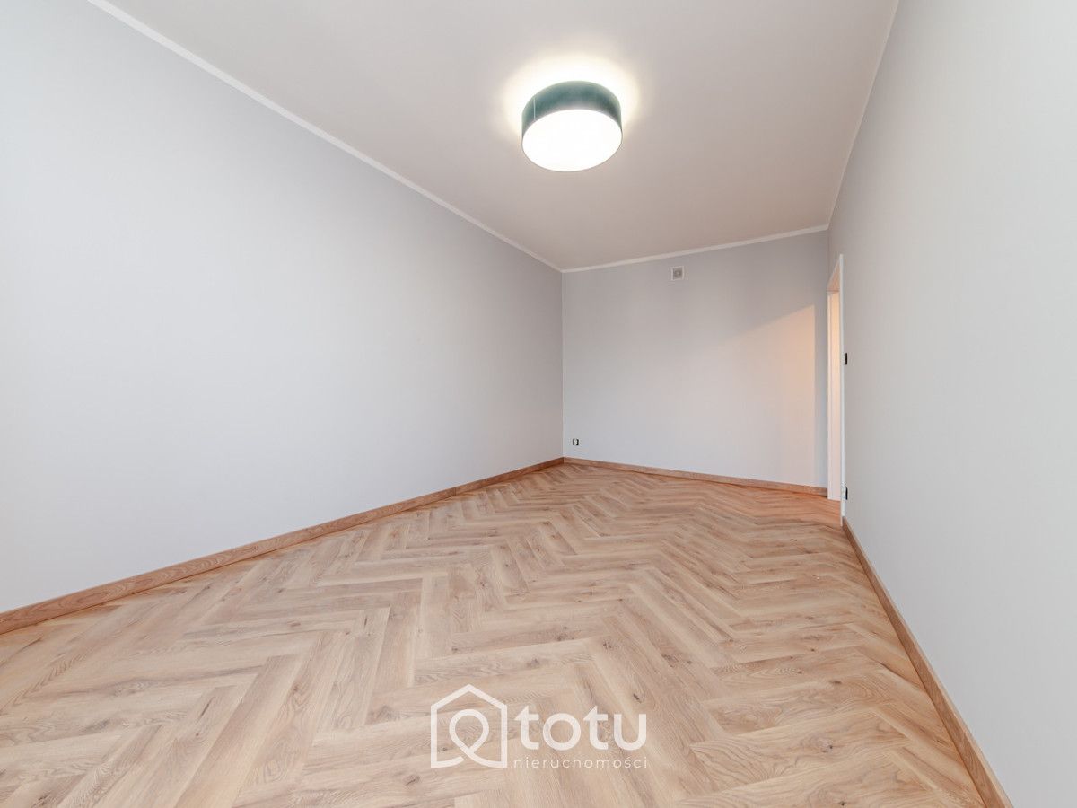 Mieszkanie 1-pokojowe Warszawa Włochy, ul. Czesława Kłosia. Zdjęcie 3