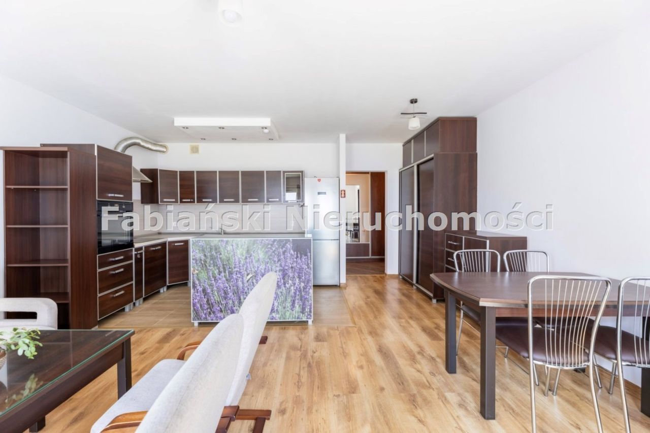 Mieszkanie 3-pokojowe Plewiska, ul. prof. Jana Kozłowskiego. Zdjęcie 1