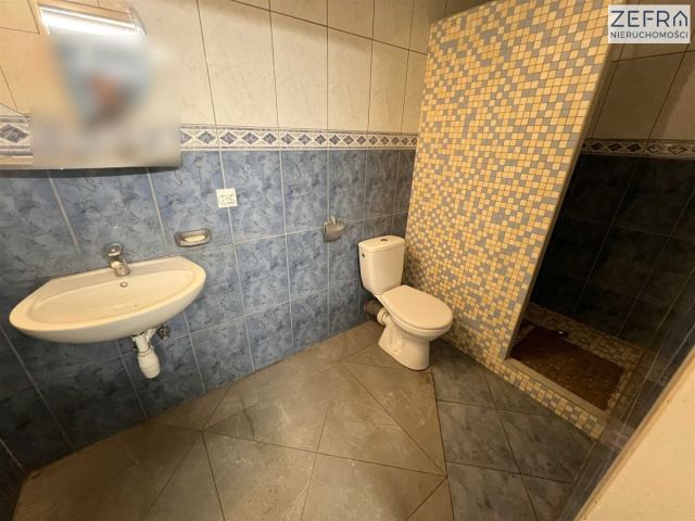 Hala/magazyn Liszki. Zdjęcie 10