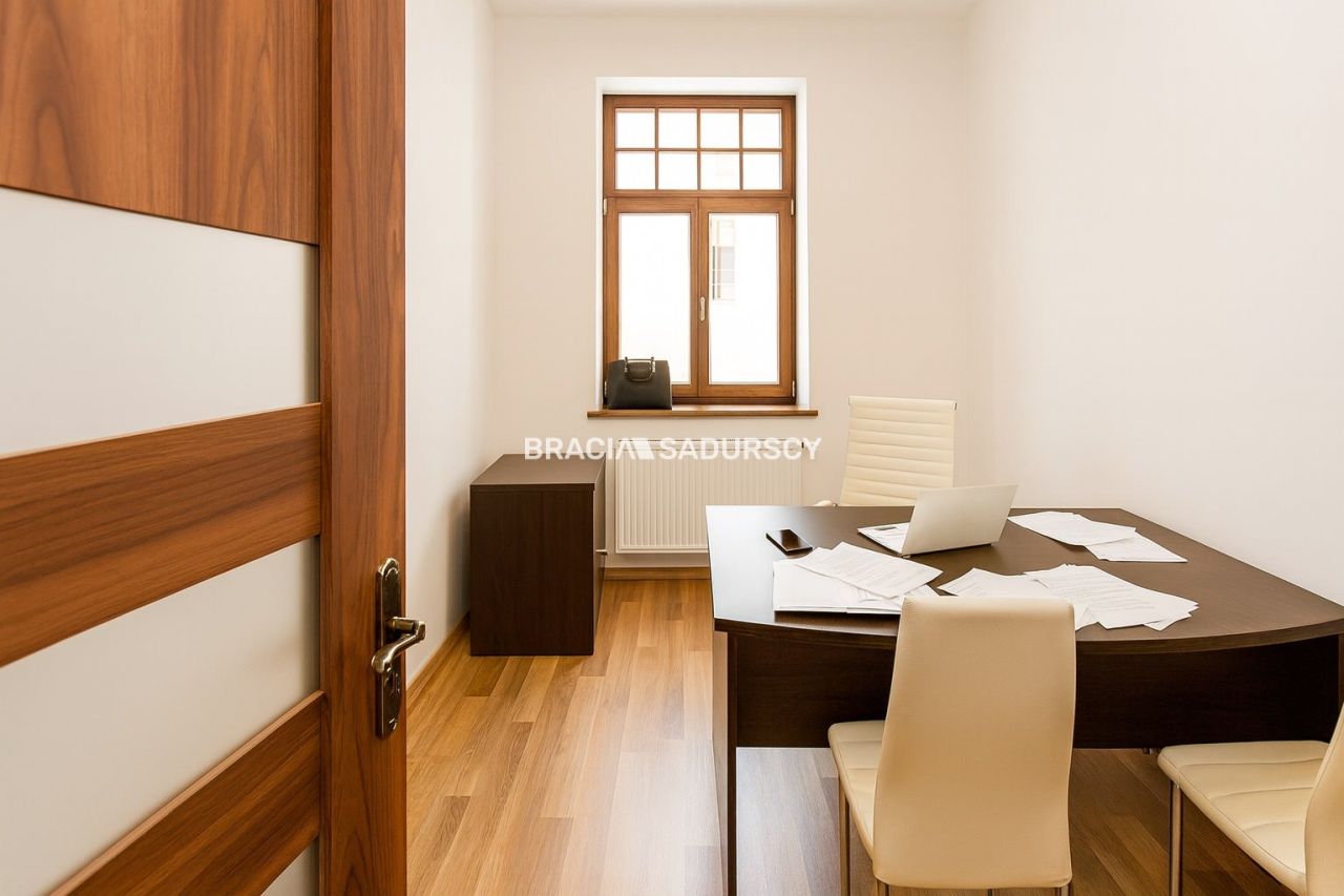 kamienica, 21 pokoi Bytom, ul. Gliwicka. Zdjęcie 17