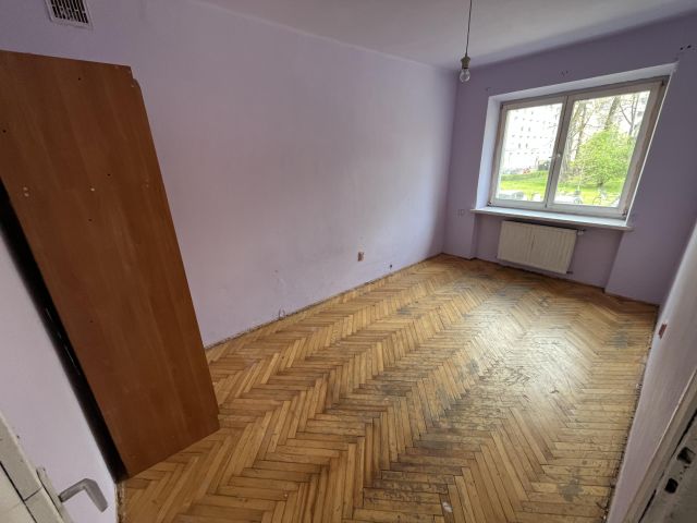 Mieszkanie 3-pokojowe Kraków Nowa Huta, os. Ogrodowe. Zdjęcie 2