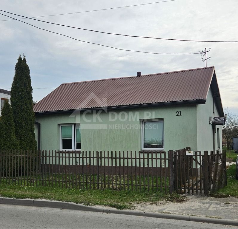 dom wolnostojący, 2 pokoje Jędrzejów. Zdjęcie 1