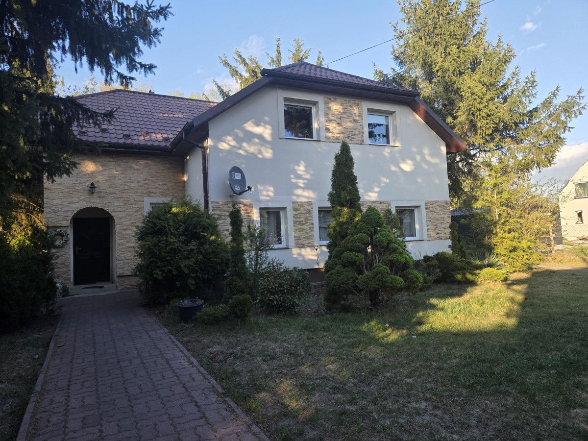 dom wolnostojący, 4 pokoje Radonie. Zdjęcie 1