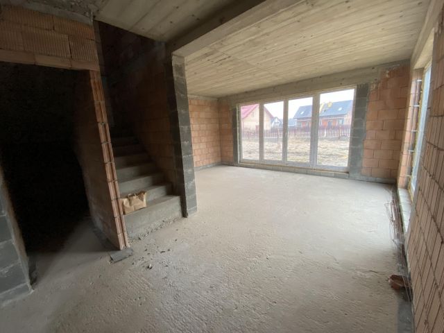 dom wolnostojący, 5 pokoi Staniątki, Staniątki. Zdjęcie 1