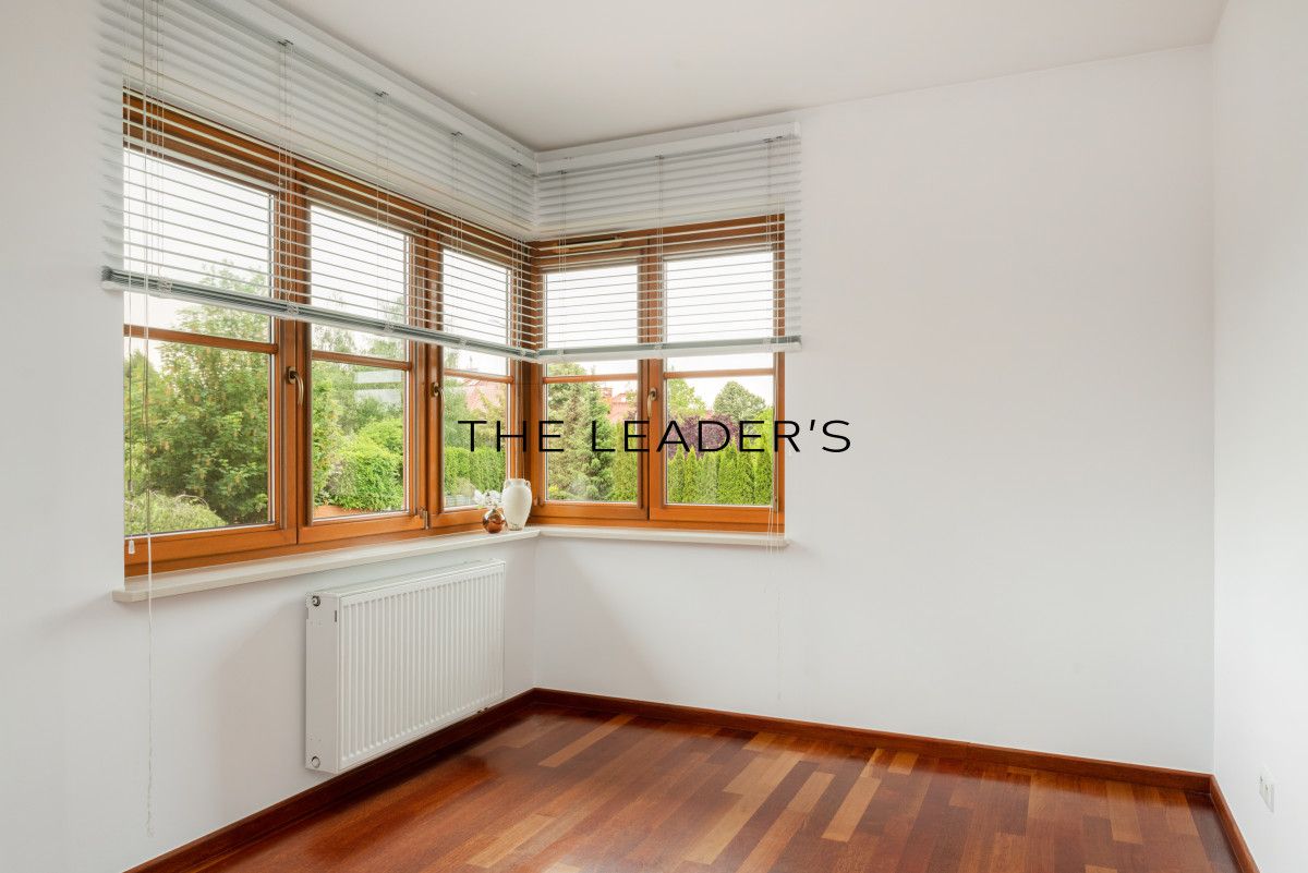 dom wolnostojący, 7 pokoi Bielawa. Zdjęcie 14