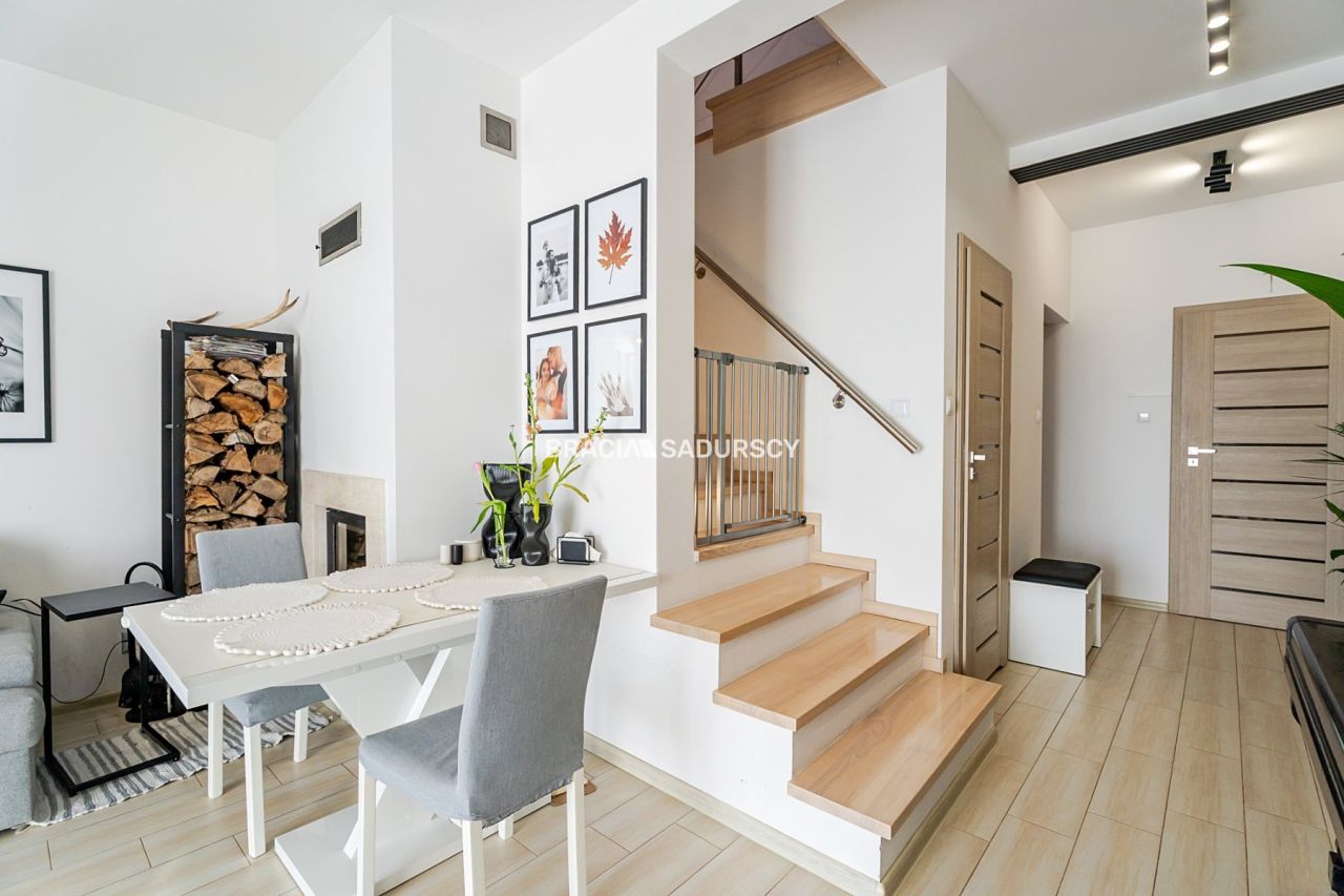 dom szeregowy, 4 pokoje Krzysztoforzyce, ul. Rozrywkowa. Zdjęcie 29