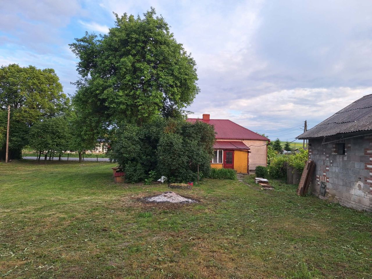 dom wolnostojący, 2 pokoje Udrycze-Koniec. Zdjęcie 9