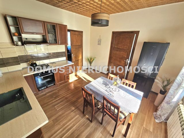 dom wolnostojący, 3 pokoje Niesułków. Zdjęcie 10